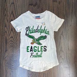 Philadelphia Eagles Tee Size XS (5)